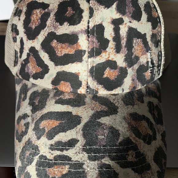 Leopard Print Criss Cross Ponytail Baseball Cap | Mesh Back Trucker Hat - Picture 2 of 2
